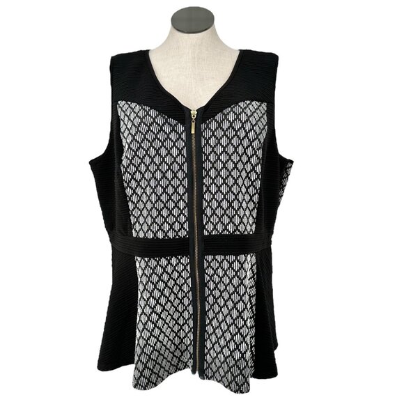 City Chic Top Womens Size 22 Black White Sleeveless Zipper Front Peplum - Picture 1 of 7